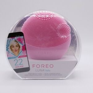 FOREO LUNA FOFO Smart Facial Cleansing Brush Massager - Pink.